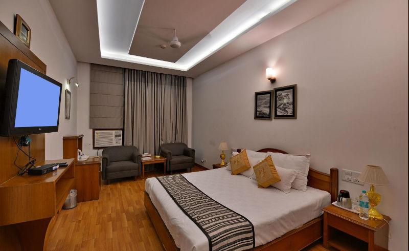 Modi Hotel & Resorts Pinjaur Екстериор снимка